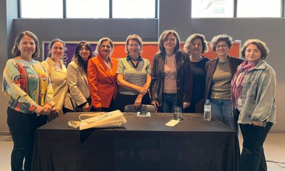 Nilüfer Belediyesi'nden 25 Kasım'da Önemli Etkinlik: Erkeklik Krizi ve Şiddet Tartışıldı