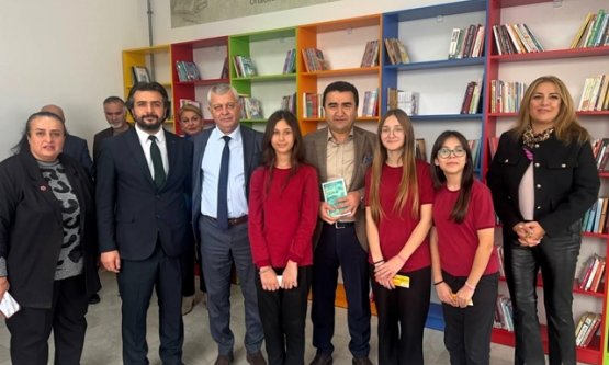 Osmangazi Belediyesi'nden Eğitime Destek: Yıldırım Gürses Ortaokulu Yeni Kütüphanesine Kavuştu