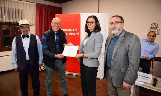 Osmangazi Belediyesi'nden Felsefeye DesteK: Şadırvanlı Han'da 'Felsefe Konferansları' Başladı