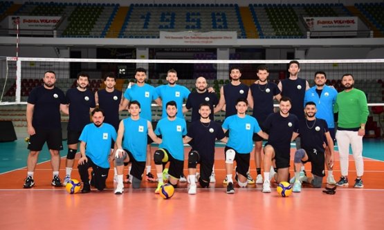 Osmangazi Belediyespor'da Play-Off Kritik Virajı: Hedef Yücelen Anamur Spor Galibiyeti