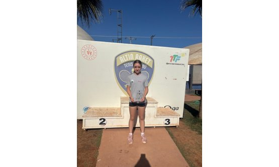 Osmangazi Belediyespor'un Gururu Irmak Özdemir, Ulusal 12 Yaş Sonbahar Kupası'nda Şampiyon