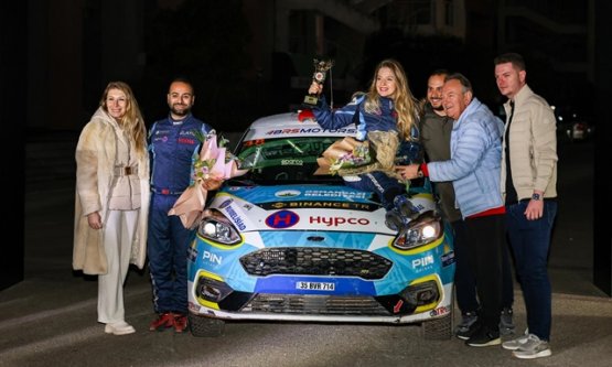 Osmangazi'nin Gururu Kübra Denizci Keskin'den İstanbul Rallisi'nde Büyük Başarı: Kadınlarda Üçüncülük