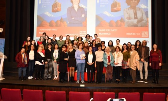 2. Bursa Uluslararası Edebiyat Festivali Sona Erdi: Dünya Edebiyatı 'Cesaret' Temasıyla Buluştu