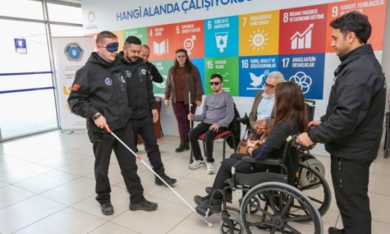 Bursa Acil Müdahale (BAM) Ekibine Engelli Bireyler İçin Özel Afet Eğitimi