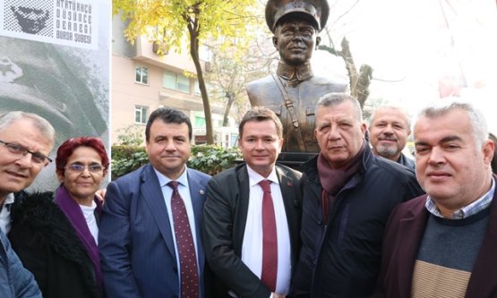 Bursa'da Cumhuriyet Ruhu: Şehit Asteğmen Kubilay Anıtı Osmangazi'de Açıldı