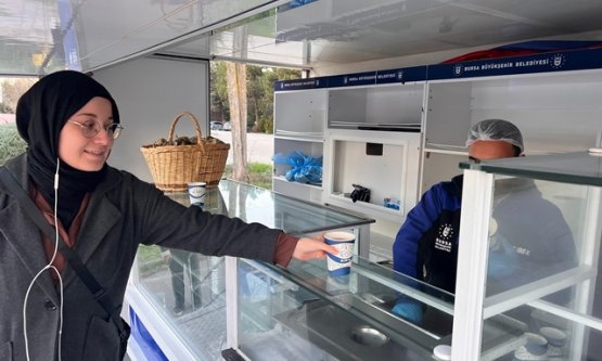 Bursa'da Öğrenci Dostu Hizmet: Büyükşehir'den Her Sabah Ücretsiz Sıcak Çorba!