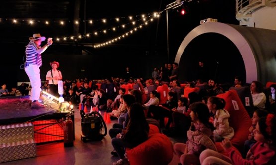 GUHEM'de 'En Uzunnn Gece': Yılın En Uzun Gecesi Uzay Keşfiyle Aydınlandı!