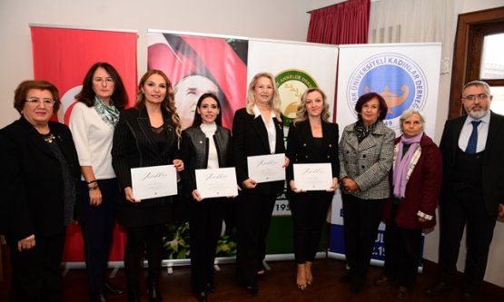 Osmangazi'de 'Cumhuriyetin Çalıkuşları' Paneli: Eğitimci İlk Kadın Milletvekilleri Anıldı