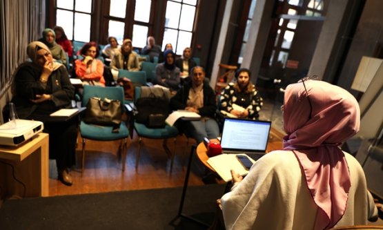 Osmangazi'de Geleceğin Yazarları Yetişiyor: 'Öykü Yazma Atölyesi'ne Büyük İlgi!