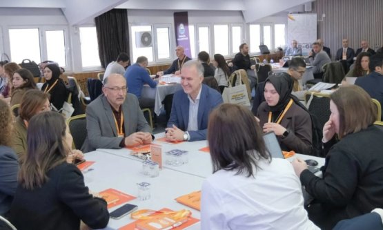 Türkiye'de Bir İlk: İnegöl'de Çocuk Odaklı Afet Eylem Planı Çalıştayı Gerçekleşti!