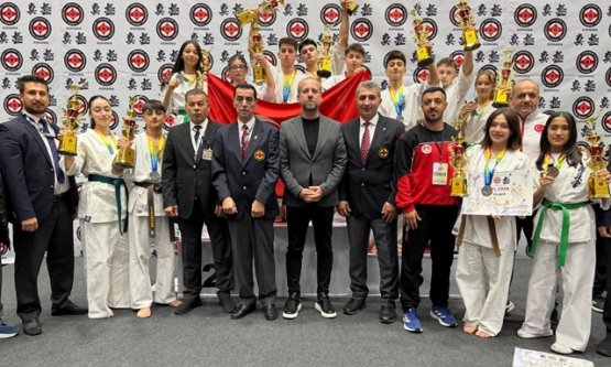 Yıldırım Belediyesi Sporcuları Kyokushin Karate Avrupa Kupası'na Damga Vurdu: 3 Madalya Kazanıldı