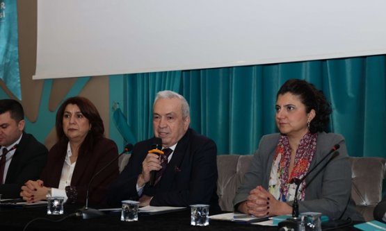 Başkan Şadi Özdemir'den Temizlik İşçilerine Anlamlı Mesaj: 'Hepimiz Yol Arkadaşıyız'