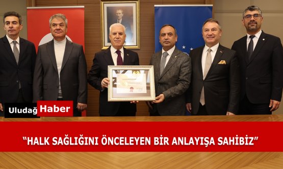 Bursa Büyükşehir'den Tarihi Başarı: Türkiye'nin İlk 'Sağlığı Geliştiren Belediyesi' Unvanı Tescillendi!