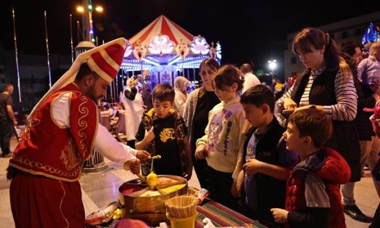 Bursa'da Ramazan Coşkusu Nilüfer'de Yaşanacak: Nilüfer Ramazan Sokağı Kapılarını Açıyor!