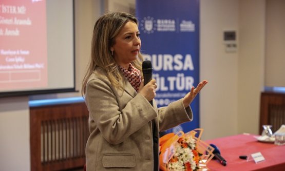 Bursa'da 14 Şubat'a Özel Sanat ve Felsefe Yolculuğu: Aşkın İzleri Kültür Fabrikası'nda Sürüldü