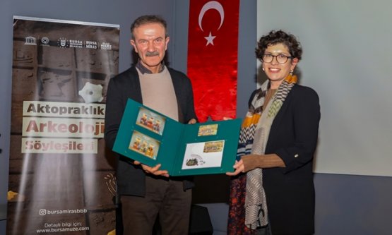 Bursa'da Arkeoloji Rüzgarı: Göbeklitepe ve Karahantepe'nin Gizemi Konuşuldu