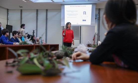 Bursa'da Minik Eller Geleceği İnşa Ediyor: 'Bir Günlüğüne Mimar Oluyorum'