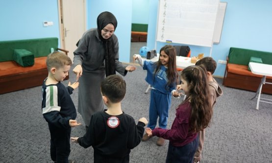Geleceğin Dehaları Kestel'de Yetişiyor: Dahi Çocuk Akademisi'ne Yoğun İlgi!