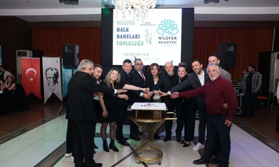 Nilüfer'de Çeyrek Asırlık Gurur: Halk Dansları Topluluğu 25. Yılını Kutladı!