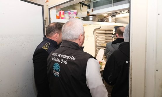 Nilüfer'de Ramazan Mesaisi: Başkan Şadi Özdemir Fırın Denetimlerine Katıldı!