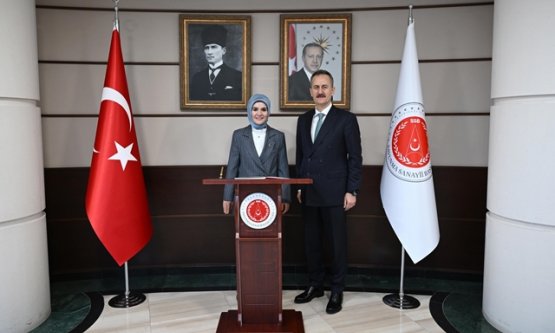 Sosyal Hizmetlerde Yapay Zeka Devrimi: CANGÖZ Projesi ile 7/24 Akıllı Takip Dönemi!