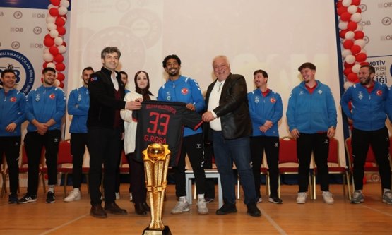 Süper Kupa Şampiyonu Gençlerle Buluştu: Nilüfer Belediyespor OİB MTAL'de!