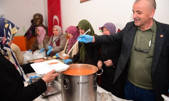 Uludağ'ın Eteklerinde Gönül Sofrası: Osmangazi Belediyesi Dağ Mahallelerini İftarda Buluşturdu!