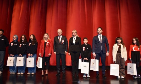 Bursa'da İstiklâl Gururu: Marşın Kabulünün 105. Yılı Coşkuyla Kutlandı!