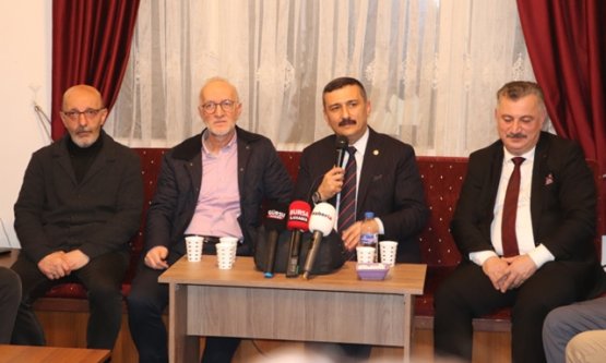 Bursa'da Muhsin Yazıcıoğlu'na Vefa: Yusuf Yüzlüler Derneği'nde Dualarla Anıldı