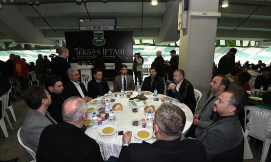 Bursaspor Camiası Matlı Stadyumu'nda Kenetlendi: Şampiyonluk İnananlarındır!