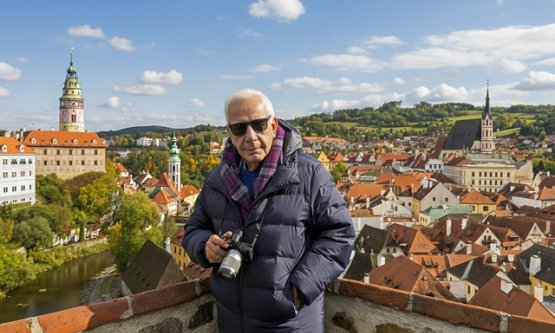 Fotoğrafın Çınarı İzzet Keribar 90 Yaşında: 'Prag ; Bohemya' Sergisi Galeri Işık'ta Sanatseverlerle Buluşuyor!