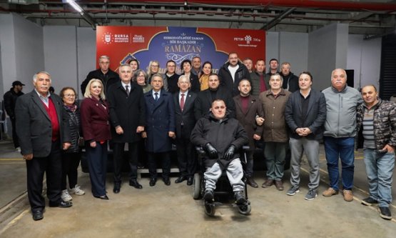 Gemlik'te Gönül Sofraları Kuruldu: Bursa Büyükşehir'den Binlerce Kişilik İftar!