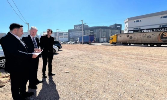 İnegöl Sanayisinde Park Sorununa Neşter: Mahmudiye'ye 95 Araçlık Yeni Otopark!