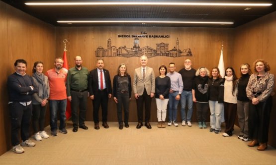 İspanyol Heyetten İnegöl'e Tam Not: Erasmus Projesiyle Nöbetçi Kitaphane Çıkarması!