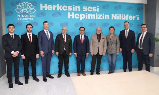 Nilüfer'de Diploması Trafiği: Başkan Şadi Özdemir Letonya Büyükelçisi'ni Ağırladı!