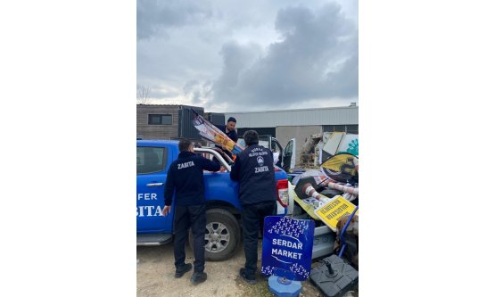 Nilüfer'de Yaya Yolu Seferberliği: Kaldırımları İşgal Eden Materyaller Toplanıyor!