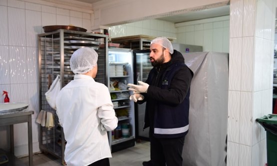 Osmangazi'de Bayram Mesaisi: Tatlı İmalathanelerine Sıkı Denetim!