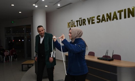 Osmangazi'de Ramazan Eğlencesi: Sihirbaz Gösterisiyle Çocuklar Büyülendi!