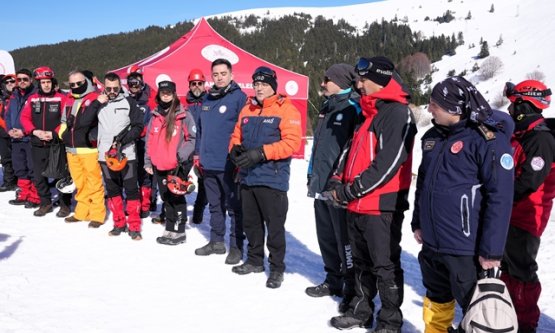 Uludağ'da Nefes Kesen Çığ Tatbikatı: Osmangazi Ekipleri Görev Başında!