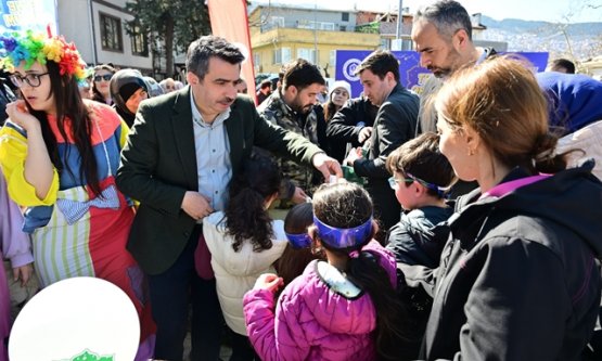 Yıldırım'da Miniklerin Oruç Heyecanı: Kadim 'Tekne Orucu' Geleneği Yaşatılıyor!