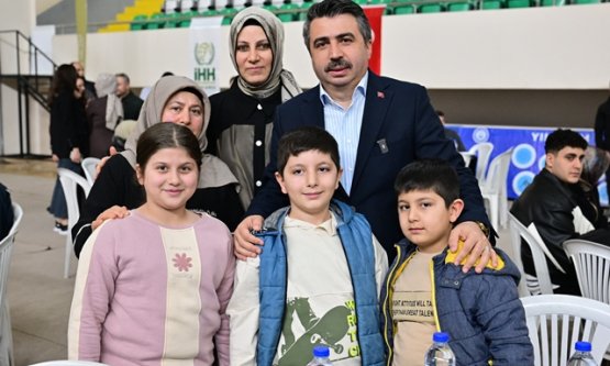 Yıldırımda Şefkat Sofrası: Dünya Yetimler Gününde Gönüller Birleşti