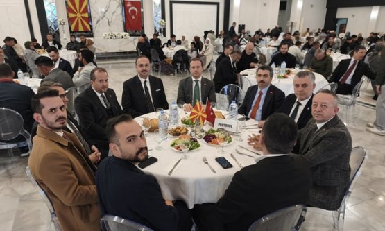 Yıldırım'dan Balkanlar'a Gönül Köprüsü: Kuzey Makedonya'da Kardeşlik Sofrası Kuruldu!