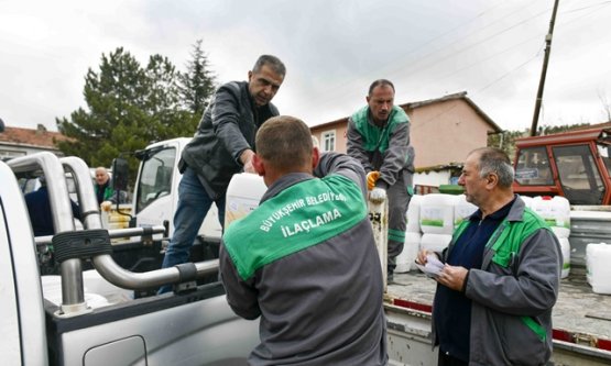 Ankara'da Çiftçiye Dev Destek: ABB'den 916 Üreticiye 177 Bin Litre Sıvı Gübre!