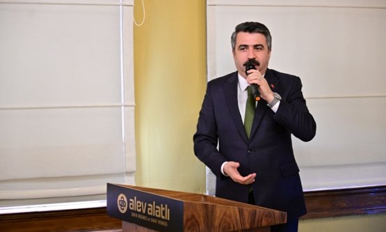 Balkanlar'ın Kaderi Bursa'da Konuşuldu: 'Dünya Altüst Olurken Balkanlar' Paneli Büyük İlgi Gördü!