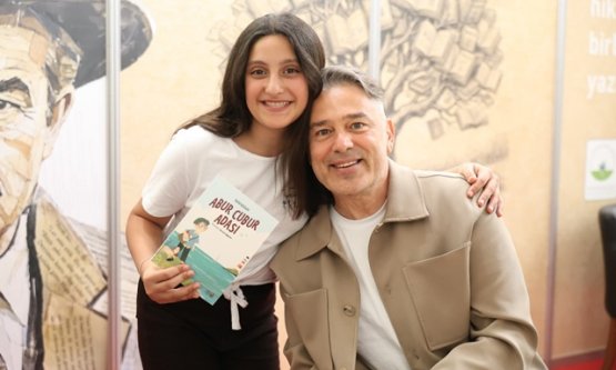 Bursa 23. Kitap Fuarı'nda Osmangazi Rüzgarı: Özgür Özgülgün Çocuklarla Buluştu