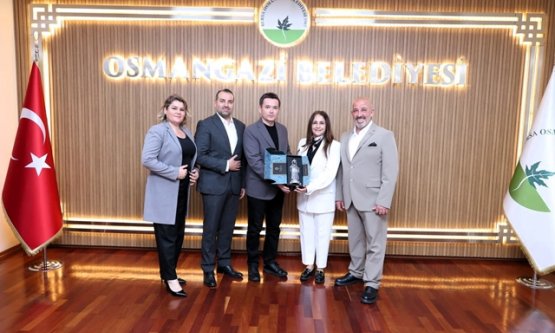 Bursa'da 700 Yıllık Kardeşlik Zirvesi: Dünyadan Yerel Yönetimler Osmangazi'de Buluştu!
