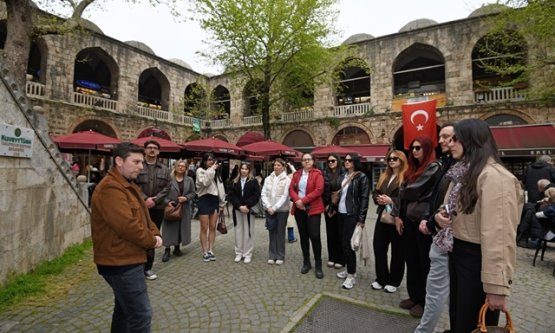Bursa'da Lezzet ve Tarih Yolculuğu: Yalova Üniversitesi Öğrencileri Gastronomi Turunda Buluştu