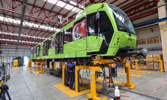 Bursa'da Raylı Sistemlere Dev Bakım Seferberliği: 138 Metro Aracı Mercek Altında!