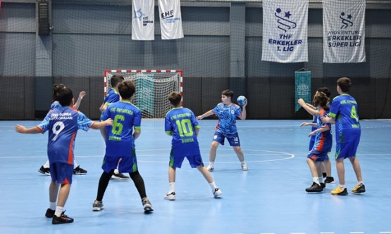 Bursada Şölen Başladı: Nilüfer 24. Uluslararası Spor Şenliklerinde Heyecan Dorukta!