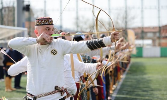 Bursa'da Sporun Kalbi Atıyor: Uluslararası Spor Festivali'nde Oryantiring ve Okçuluk Heyecanı!